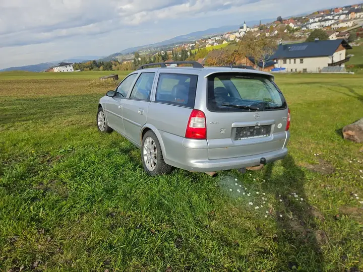 Opel Vectra B 1998 photo 3