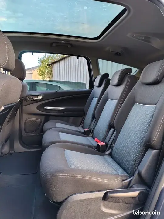 Ford S-Max 2014 photo 5