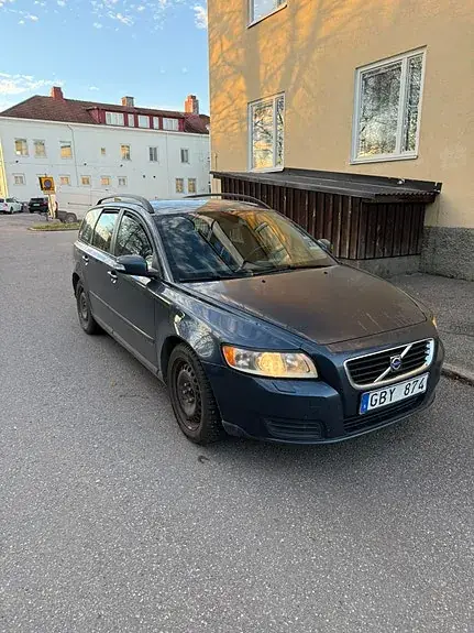Volvo V50 2008 photo 2