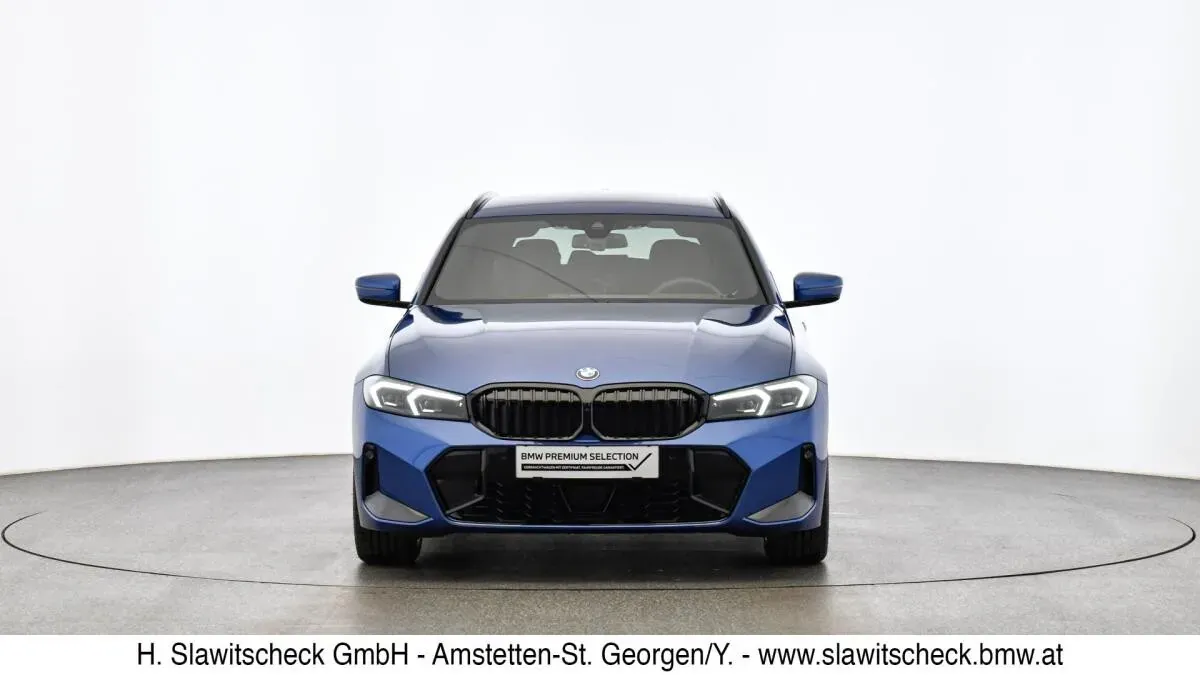 BMW 3 Series 2025 photo 2