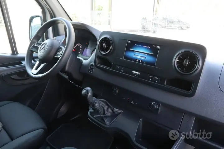 Mercedes-Benz Sprinter 2021 photo 4