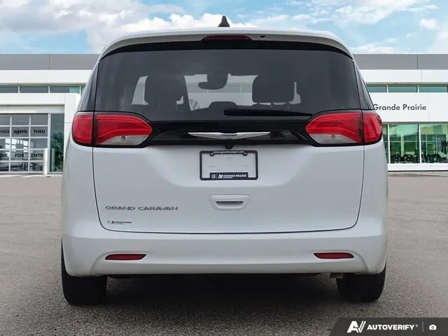 Chrysler Grand Caravan 2024 photo 4