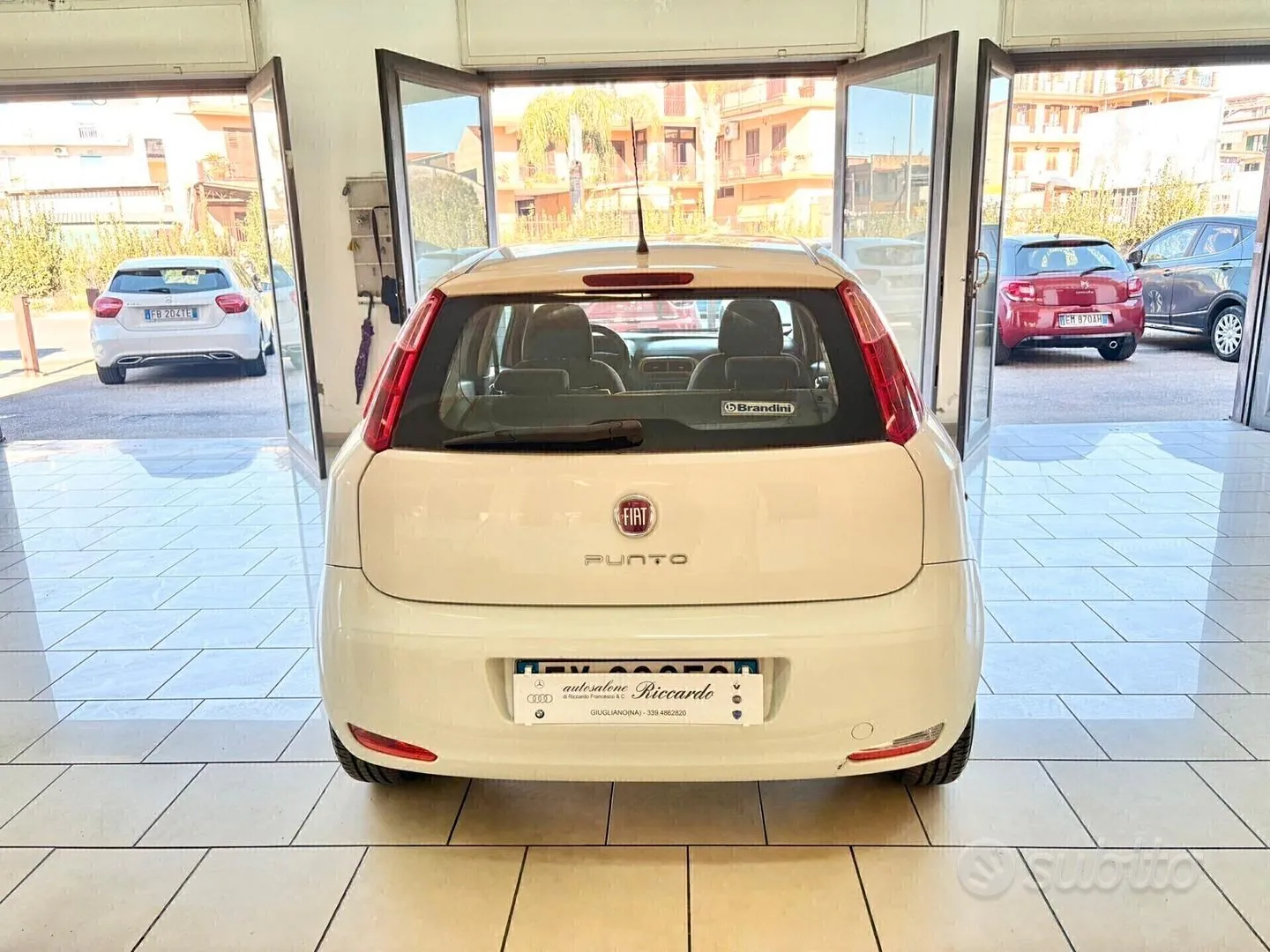 Fiat Punto 2014 photo 2