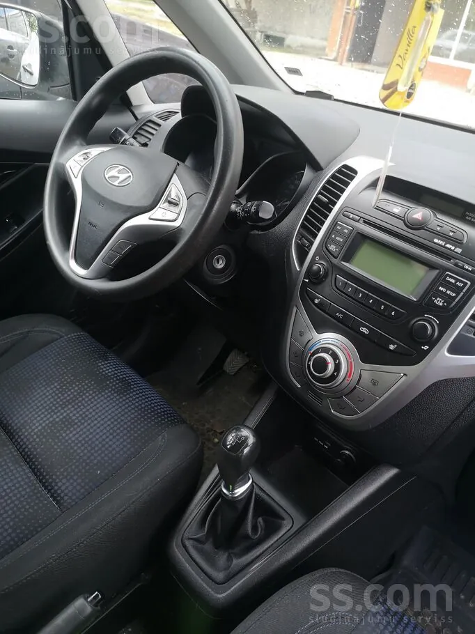 Hyundai Ix20 2010 photo 3
