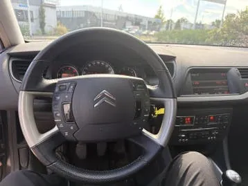 Citroen C5 2012 photo 3