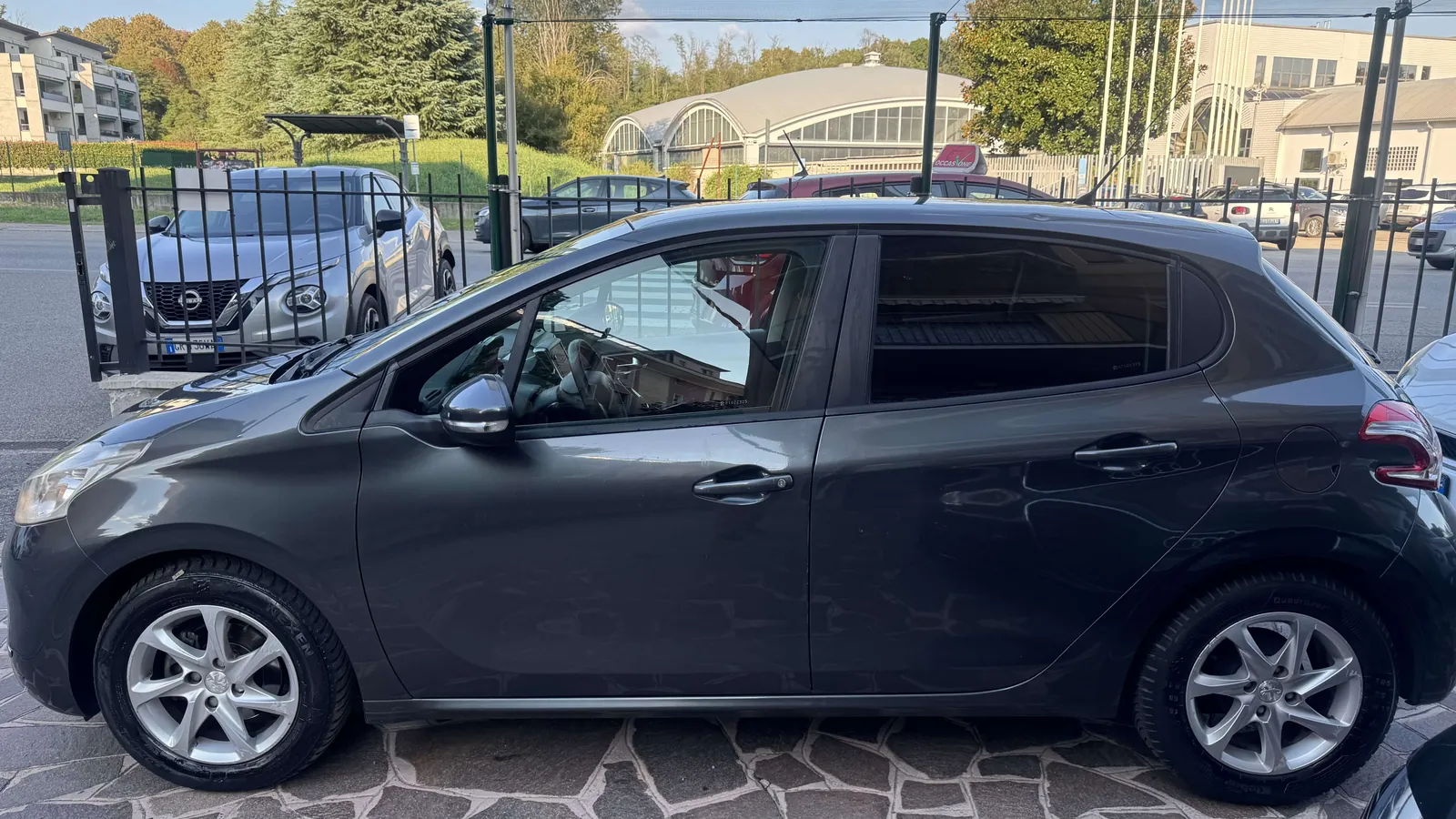Peugeot 208 2013 photo 5