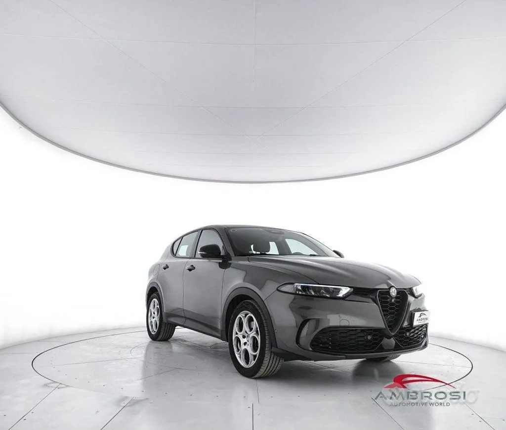 Alfa Romeo Tonale 2023 photo 2