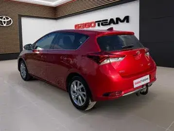 Toyota Auris 2016 photo 3