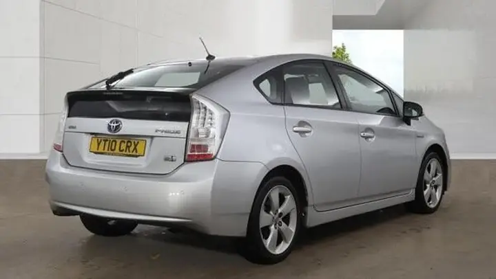 Toyota Prius 2010 photo 3