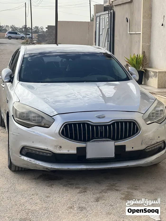 Kia Quoris 2014 photo 2