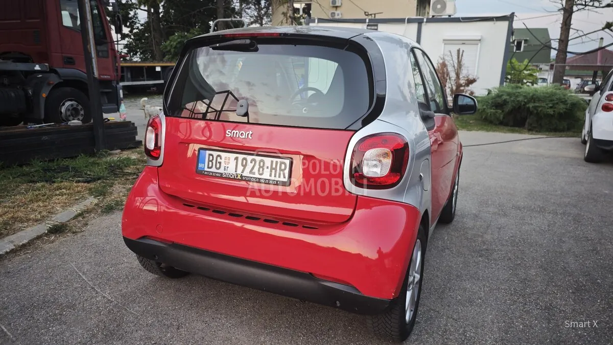 Smart Fortwo 2015 photo 3
