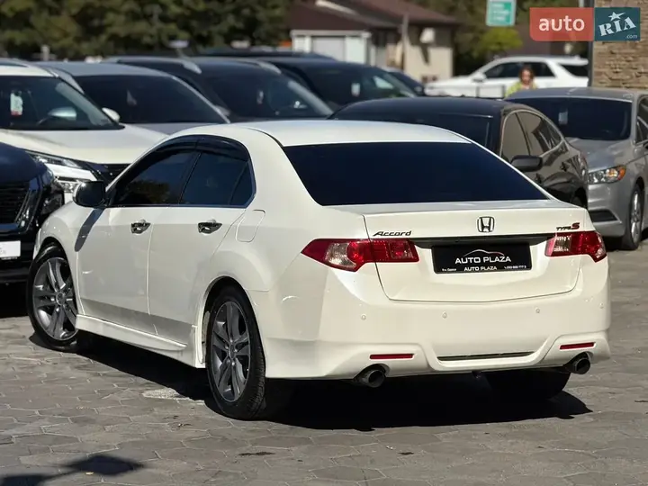 Honda Accord 2011 photo 4