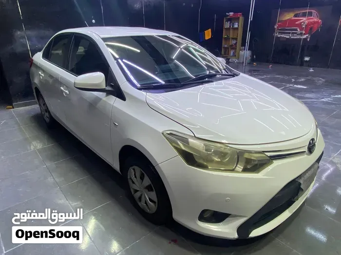 Toyota Yaris 2015 photo 3
