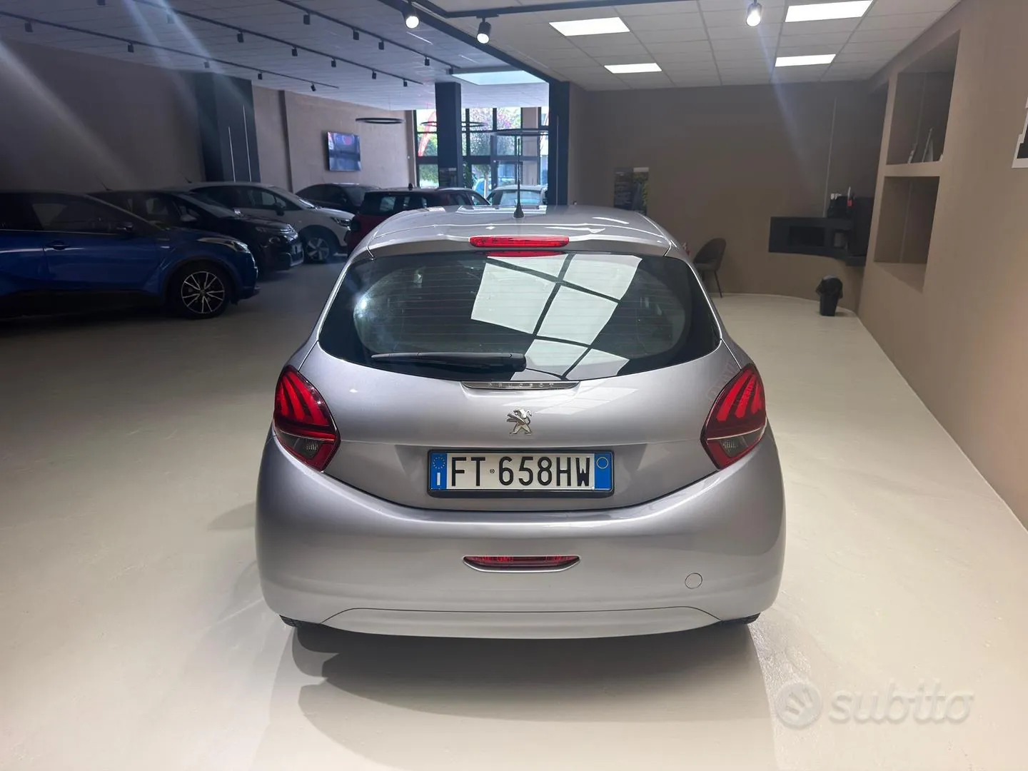 Peugeot 208 2019 photo 4