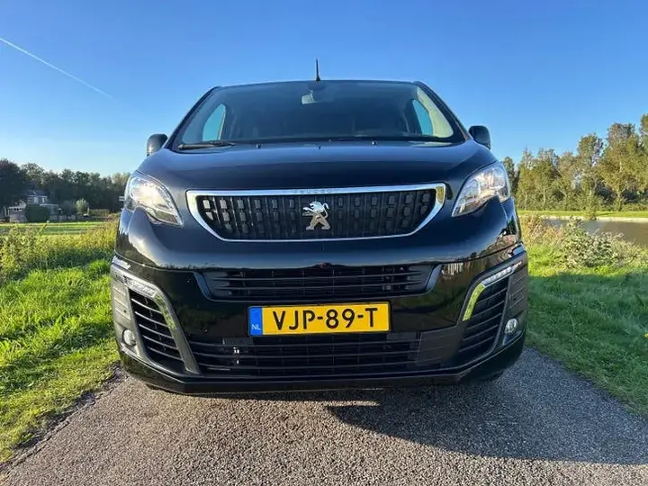 Peugeot Expert 2021 photo 3