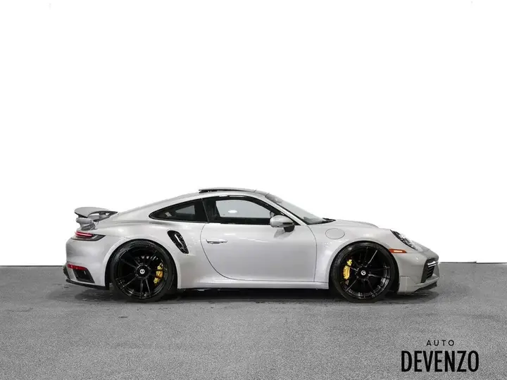 Porsche 911 2024 photo 3