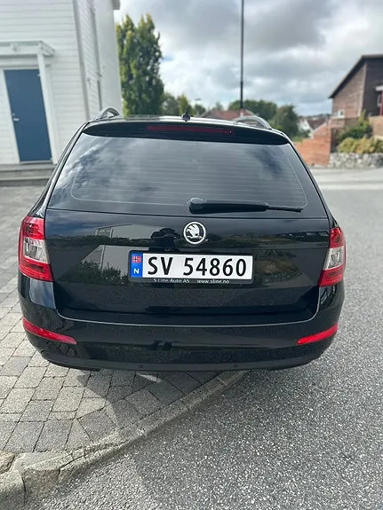 Skoda Octavia 2014 photo 3