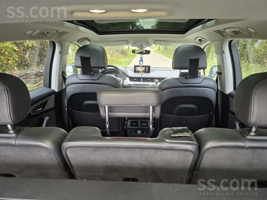 Audi Q7 2015 photo 5