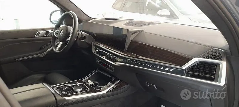 BMW X7 2025 photo 5