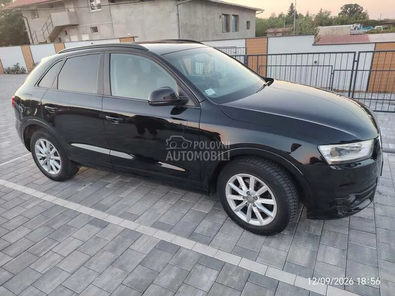 Audi Q3 2012 photo 3