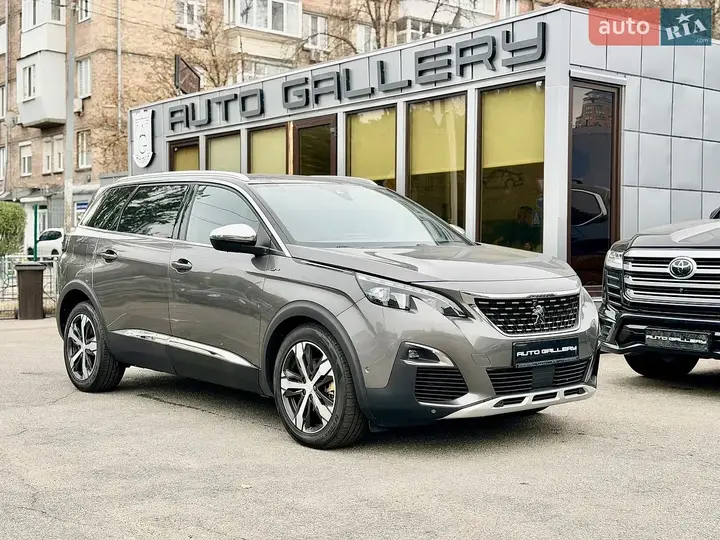 Peugeot 5008