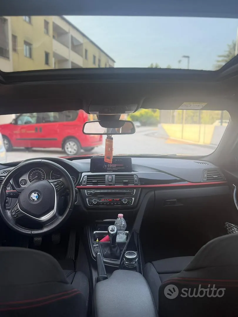 BMW 3 Series 2020 photo 3