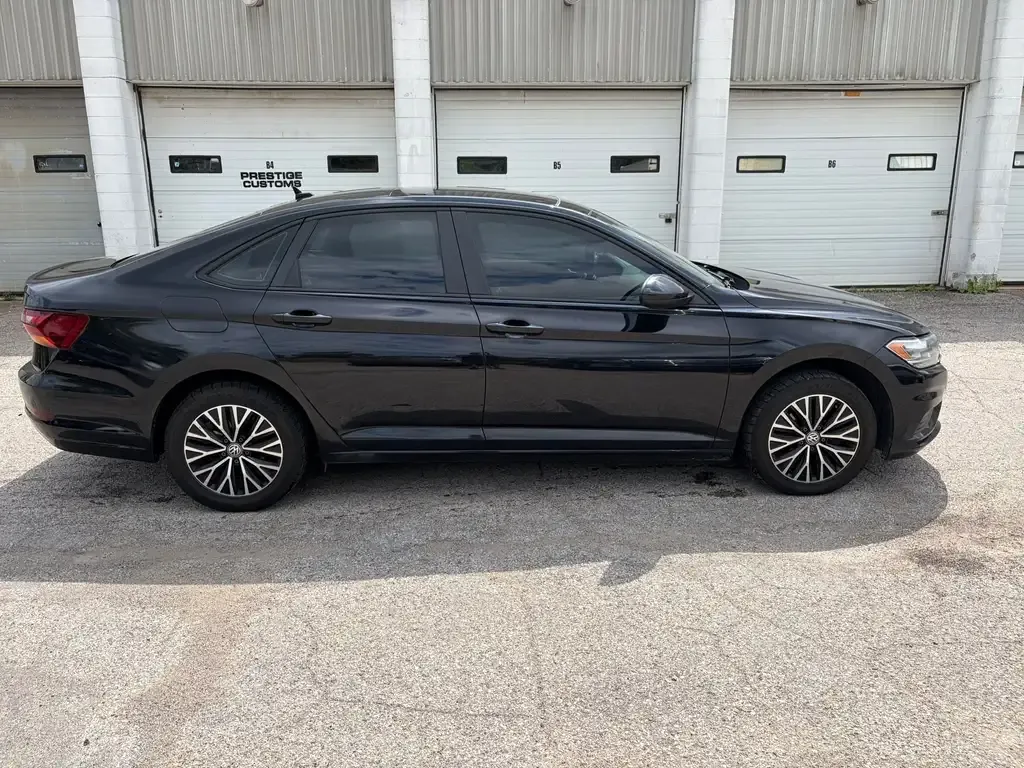 Volkswagen Jetta 2019 photo 4