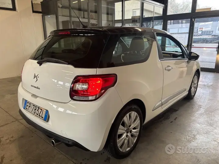 DS Automobiles Ds 3 2013 photo 4