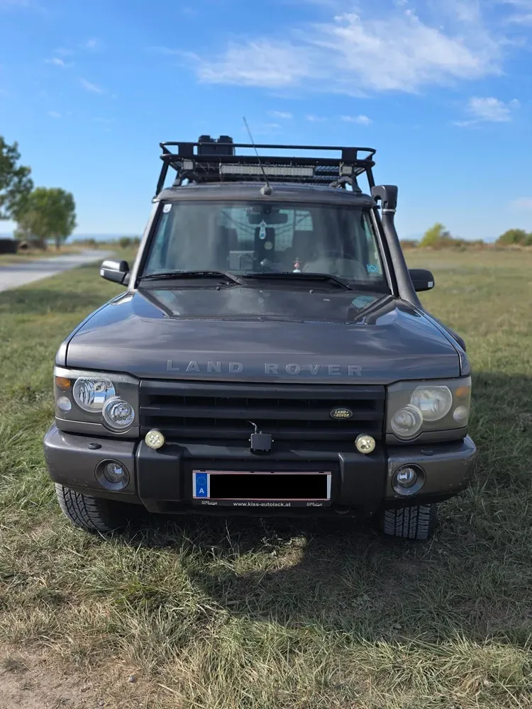 Land Rover Discovery 2004 photo 2