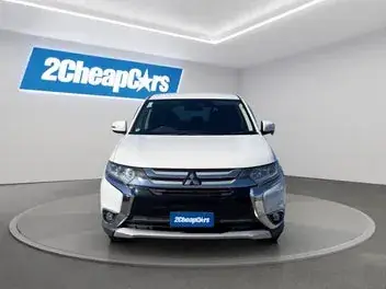 Mitsubishi Outlander 2017 photo 3