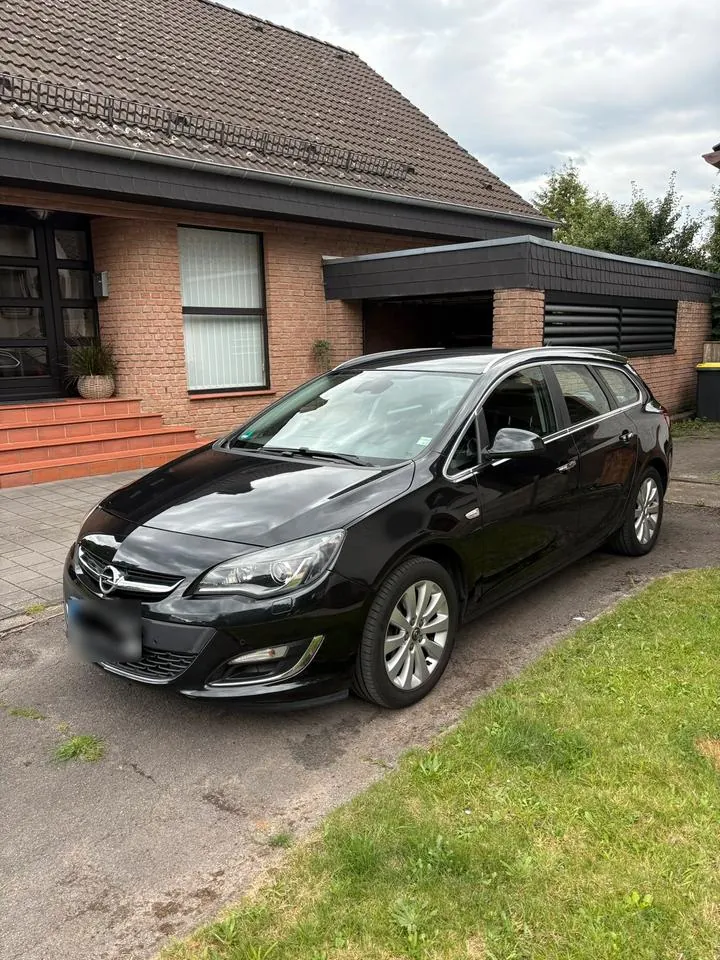 Opel Astra J