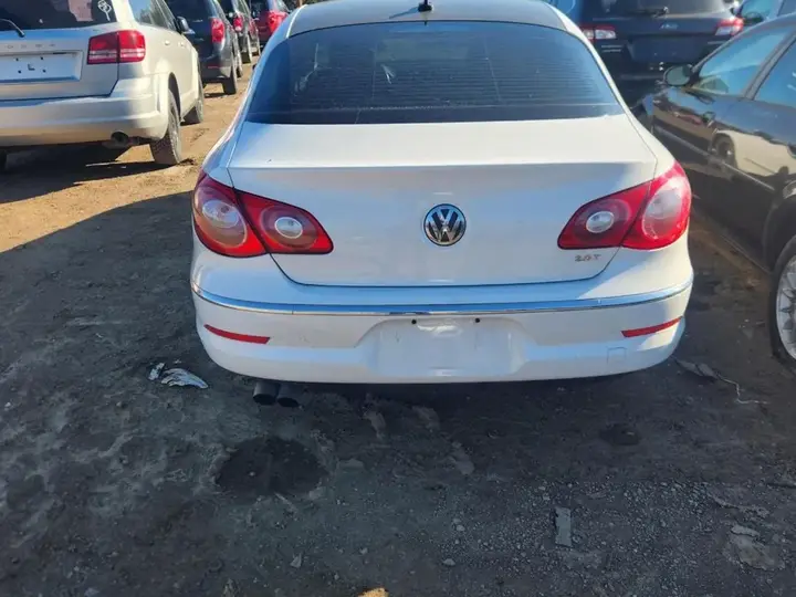 Volkswagen Cc 2011 photo 4