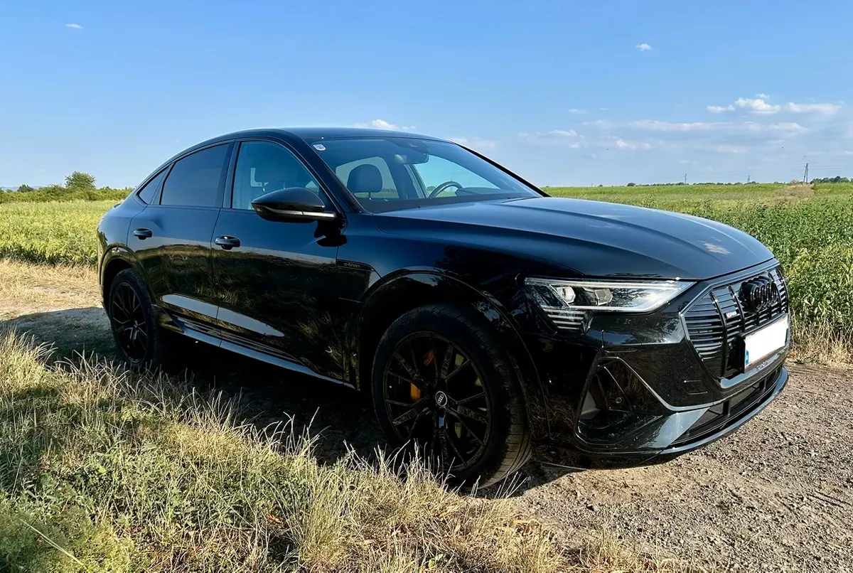 Audi E-Tron 2022 photo 2