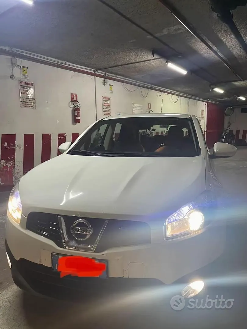 Nissan Qashqai 2011 photo 2