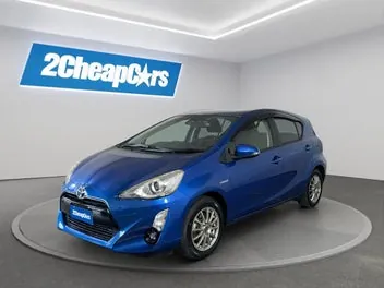 Toyota Aqua 2016 photo 2