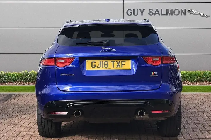 Jaguar F-Pace 2018 photo 2