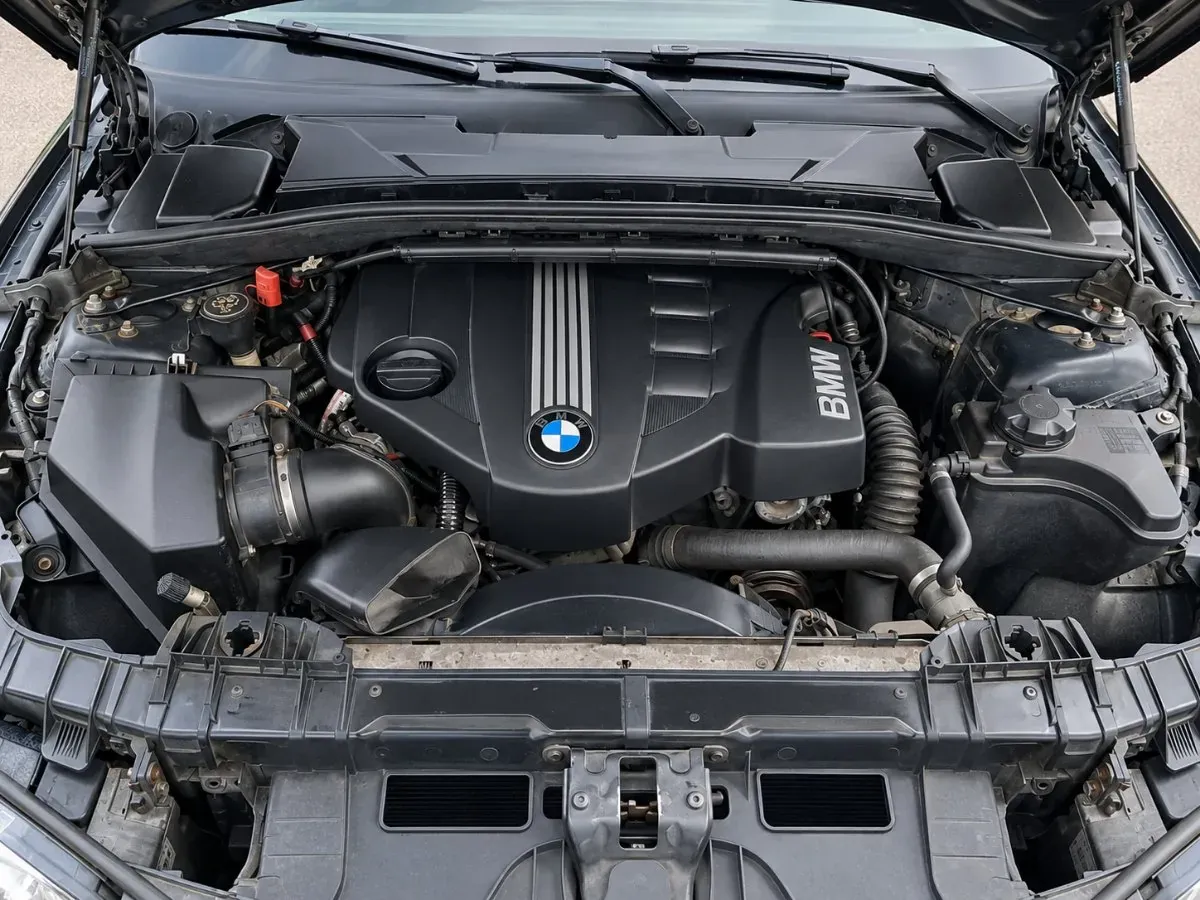 BMW 1 Series 2011 photo 3