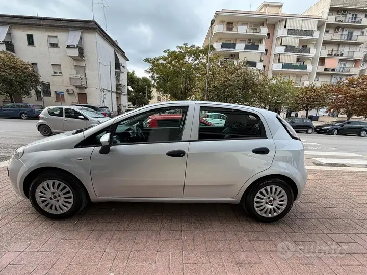Fiat Punto Evo 2010 photo 5