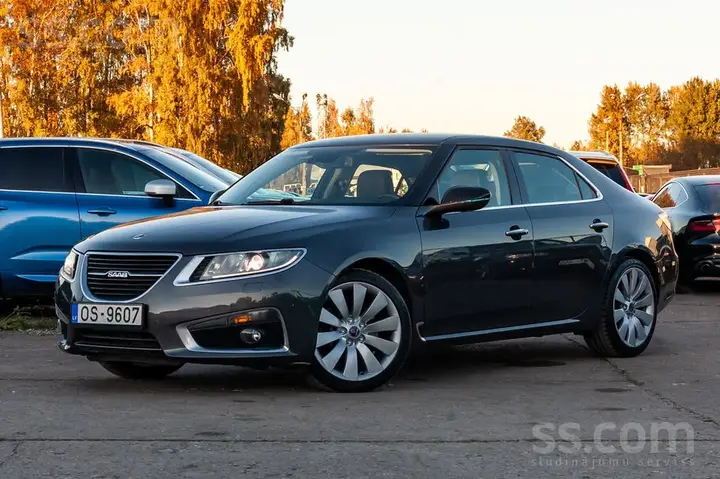 Saab 9-5 2010 photo 3