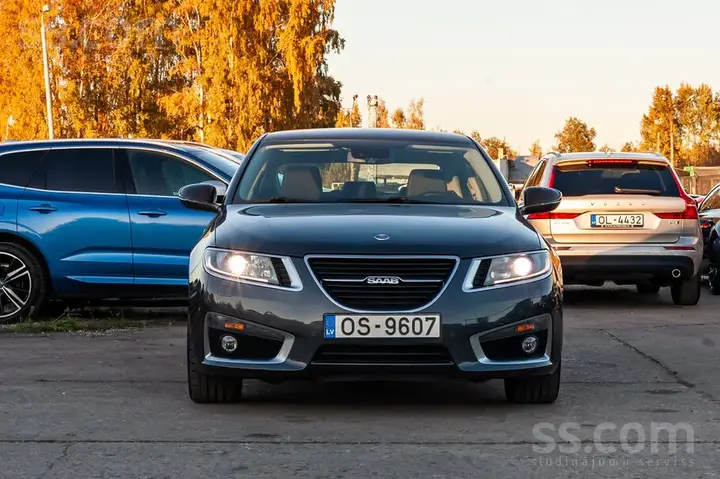 Saab 9-5 2010 photo 5