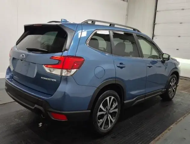 Subaru Forester 2023 photo 4