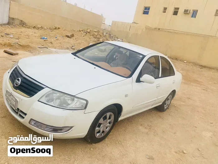 Nissan Sunny 2010 photo 2