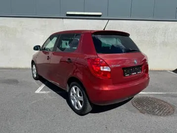 Skoda Fabia 2014 photo 3
