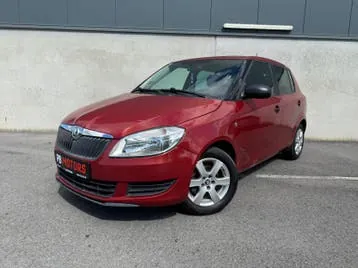 Skoda Fabia 2014 photo 2