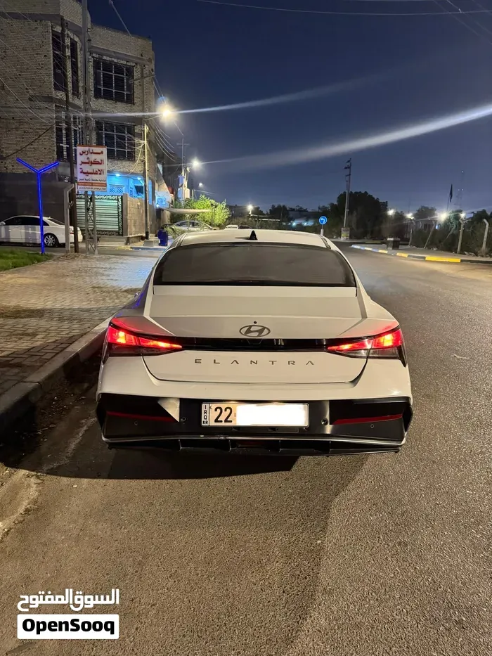 Hyundai Elantra 2024 photo 3
