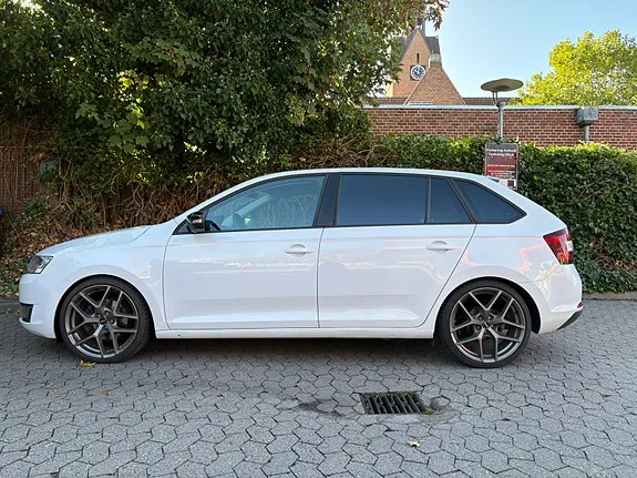 Skoda Rapid 2017 photo 3