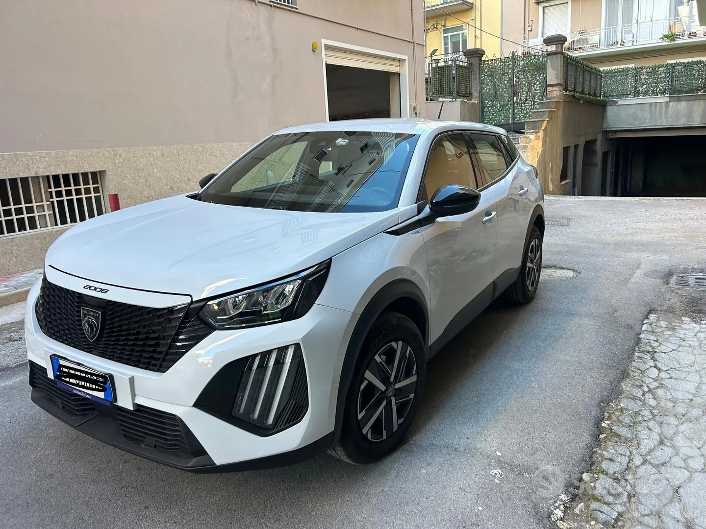 Peugeot 2008 2025 photo 3