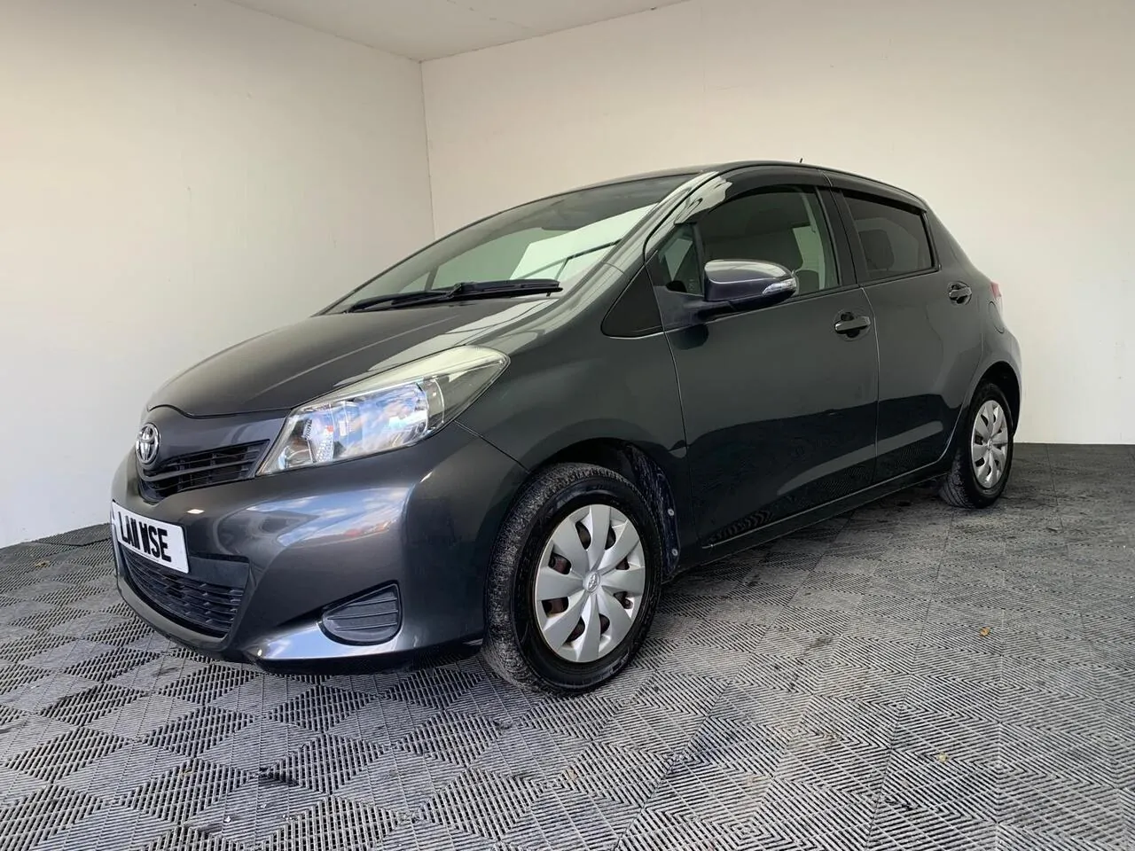 Toyota Yaris 2011 photo 3