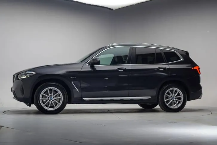 BMW X3 2022 photo 2