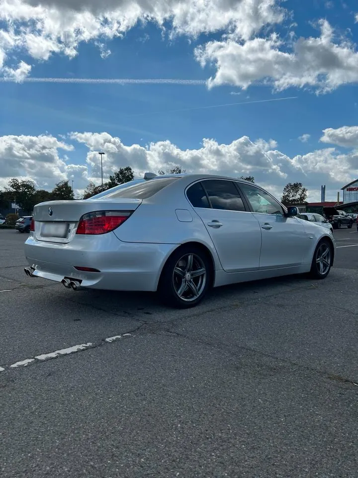 BMW E60